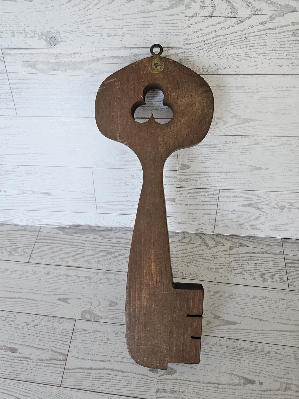 VINTAGE WOODEN KEY HOLDER - Picture 7 of 7